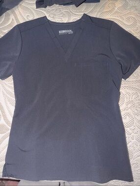 32 Degrees Women’s Scrub Top XS